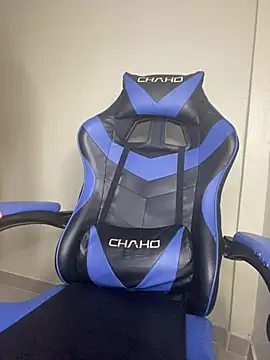 Snapshot of taimara_1 chatting on January 16, 2026, 8:35 pm taimara 1 online show from January 16, 2026, 8:35 pm