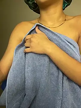 Snapshot of taimara_1 chatting on February 28, 2026, 2:07 pm taimara 1 online show from February 28, 2026, 2:07 pm