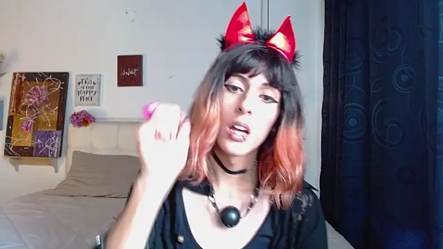 goth minerva online show from March 19, 2025, 4:55 pm