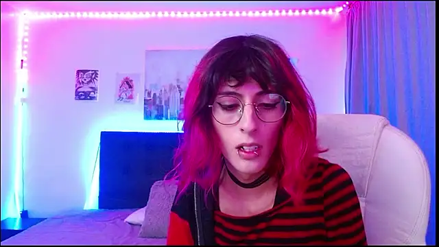 goth minerva online show from January 8, 2026, 1:24 pm