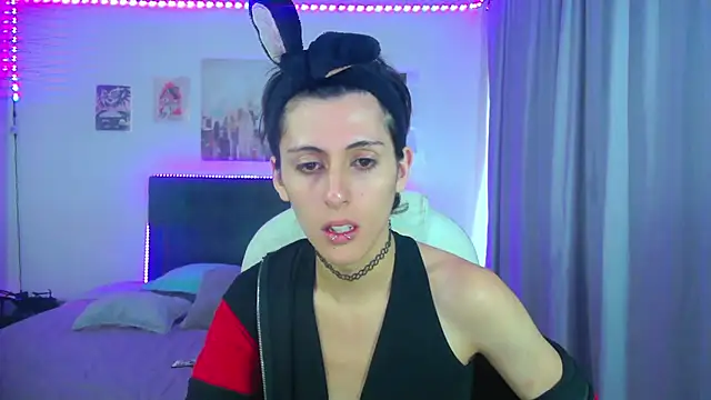 Snapshot of goth_minerva chatting on May 11, 2026, 1:39 pm goth minerva online show from May 11, 2026, 1:39 pm