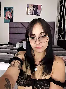 KARINNA  RAVEN online show from March 12, 2026, 1:34 am