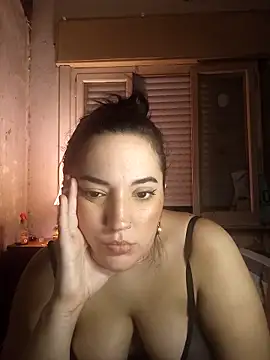 Snapshot of myla_rommer1 chatting on March 23, 2025, 1:09 am myla rommer1 online show from March 23, 2025, 1:09 am