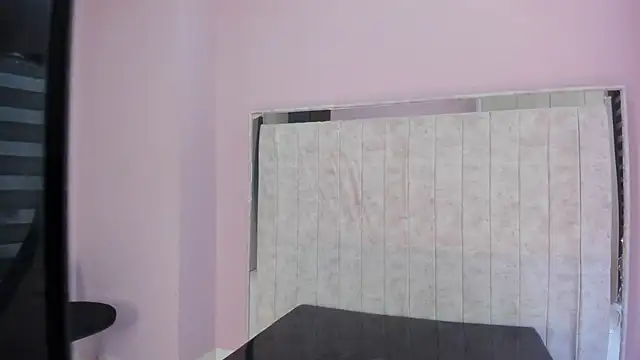 Elaine87  online show from October 30, 2025, 7:03 pm