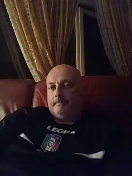 Alexis Bull online show from May 20, 2026, 10:27 pm