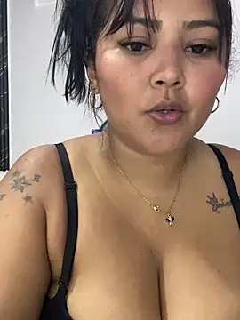 sashaoficial  online show from March 19, 2026, 12:25 am