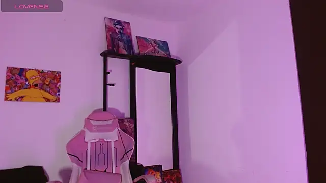 SharaRoss1 online show from November 1, 2025, 2:24 am