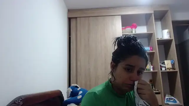 MeliSweet online show from April 8, 2026, 11:16 pm