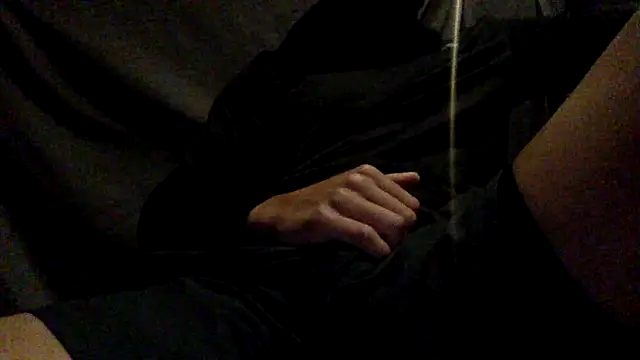 hornygymbro online show from November 10, 2025, 8:52 pm