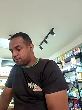 elnegro707070 online show from March 5, 2026, 11:17 am