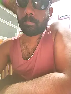 UrbanUtopia online show from November 27, 2025, 5:04 pm