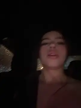 Cristina pinkk online show from April 13, 2026, 11:32 pm