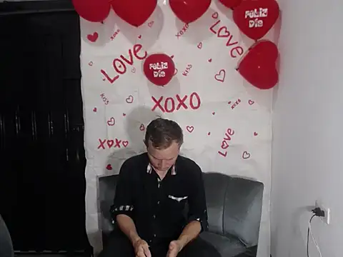 hot mann11 online show from February 14, 2026, 10:50 pm