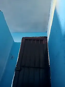 luuiss12 online show from September 21, 2025, 1:13 pm