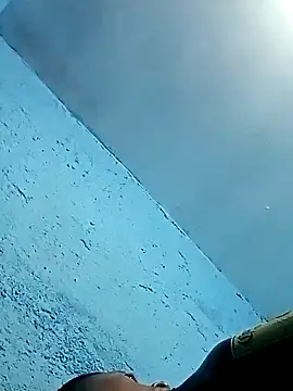 luuiss12 online show from September 22, 2025, 10:28 am