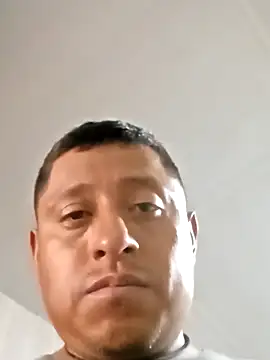 luuiss12 online show from September 23, 2025, 5:16 pm