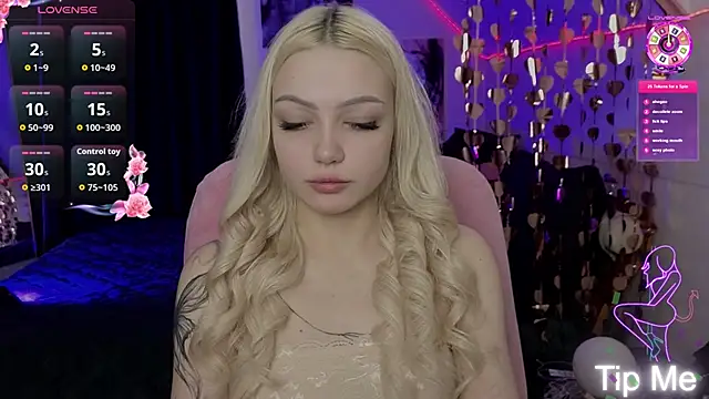 LinaLirian online show from April 9, 2026, 8:09 am