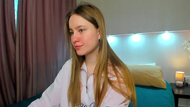 Candy Cansew online show from September 11, 2025, 12:44 am