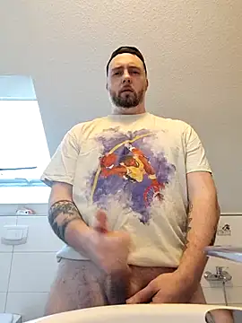 Marcello8723 online show from February 25, 2026, 1:32 pm