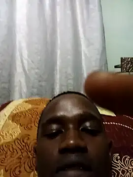 Snapshot of Thenaughtyboy360 chatting on March 22, 2025, 11:31 pm Thenaughtyboy360 online show from March 22, 2025, 11:31 pm