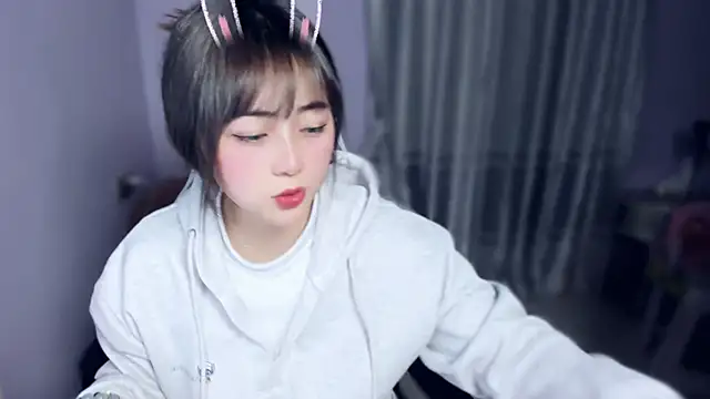 yuki3366 online show from December 1, 2025, 11:59 am