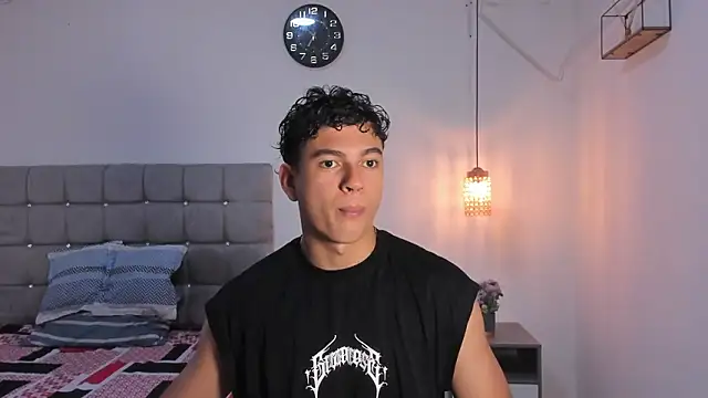 Santy Stump online show from February 3, 2026, 11:54 pm