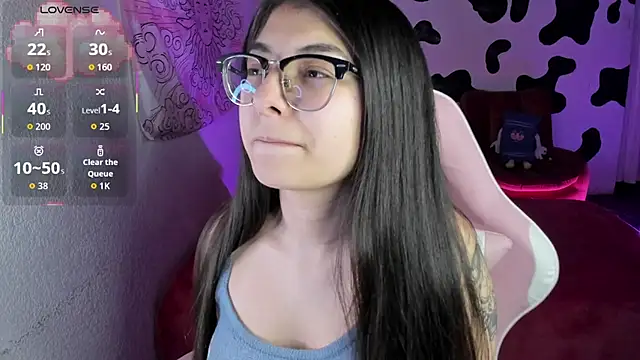 abbie jensen  online show from November 10, 2025, 7:18 am