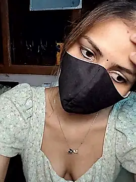 Isha Sax online show from February 18, 2026, 8:27 pm