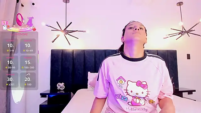 niia7 online show from October 4, 2025, 7:34 pm