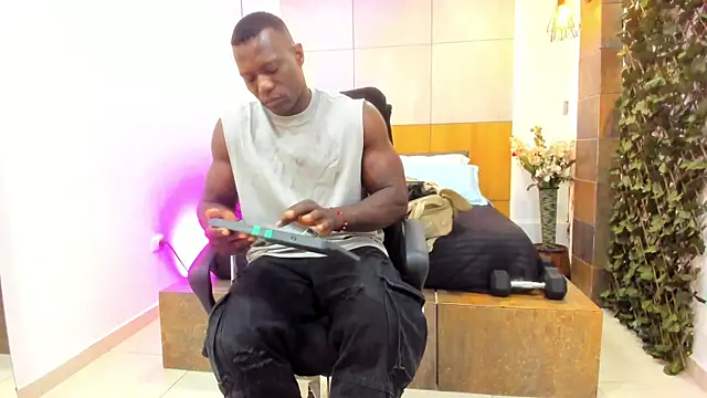 MarcusBlack  online show from April 10, 2026, 12:10 pm