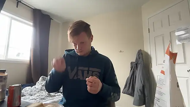 lustylyndon online show from March 24, 2026, 5:18 pm