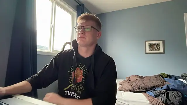 lustylyndon online show from May 14, 2026, 4:25 pm