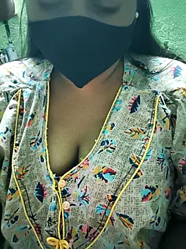 Liyaa 24 online show from February 13, 2026, 4:36 pm