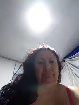 Snapshot of EmmaJhomson chatting on June 24, 2026, 1:04 am EmmaJhomson online show from June 24, 2026, 1:04 am