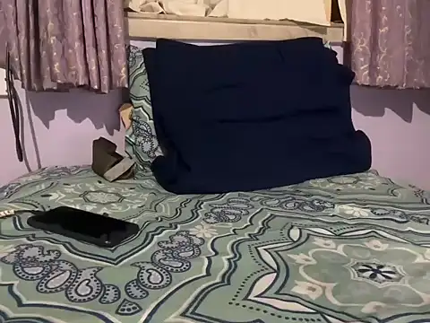 Snapshot of Matt6102 chatting on October 1, 2025, 3:18 pm Matt6102 online show from October 1, 2025, 3:18 pm