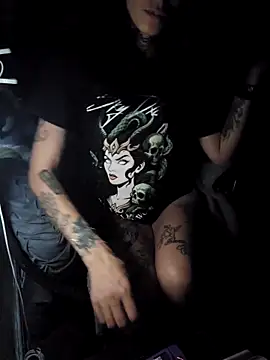 DarkAngelz1 online show from November 13, 2025, 2:32 am