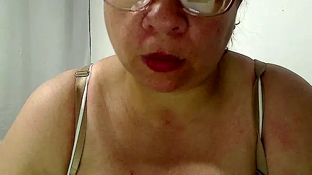 luciana69hot online show from July 12, 2026, 4:42 pm