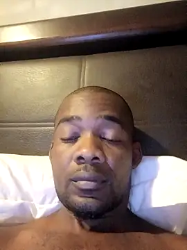 delacream1 online show from October 3, 2025, 11:24 pm