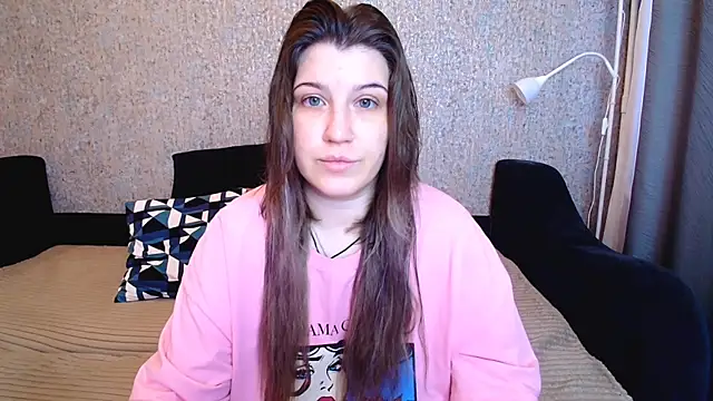 CherryZlata online show from December 20, 2025, 6:42 am