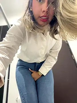 sara calderon online show from September 10, 2025, 1:22 pm