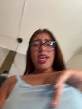 sara calderon online show from February 10, 2026, 1:26 pm