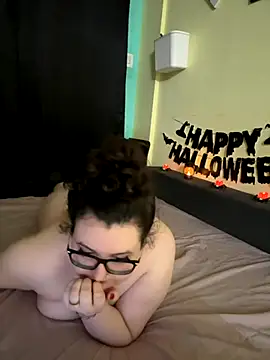 HaleyAyush online show from October 26, 2025, 5:19 pm