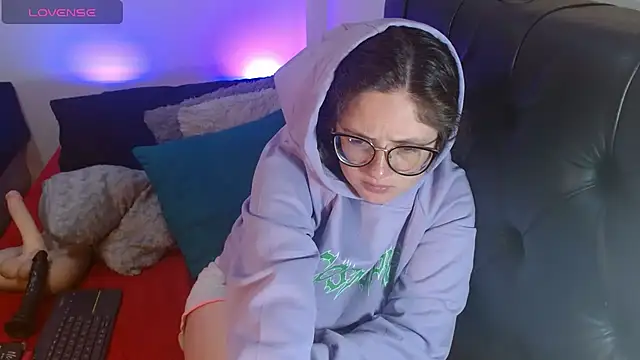 KrystalAdams online show from September 23, 2025, 11:57 am