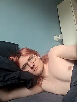 youlupo online show from March 6, 2026, 1:51 pm