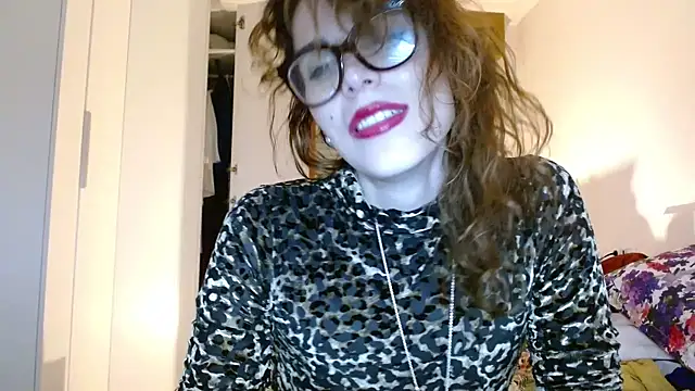 Snapshot of refem9 chatting on October 13, 2025, 4:40 pm refem9 online show from October 13, 2025, 4:40 pm