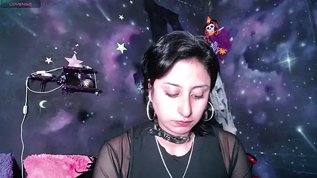 Snapshot of CristaldelLeon_s chatting on October 17, 2025, 7:27 pm CristaldelLeon s online show from October 17, 2025, 7:27 pm