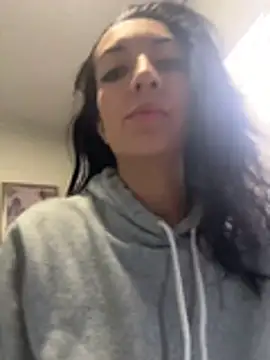 SALOME KORLAND online show from October 15, 2025, 7:25 pm