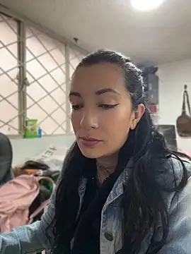 Snapshot of SALOME_KORLAND chatting on May 1, 2026, 1:26 pm SALOME KORLAND online show from May 1, 2026, 1:26 pm