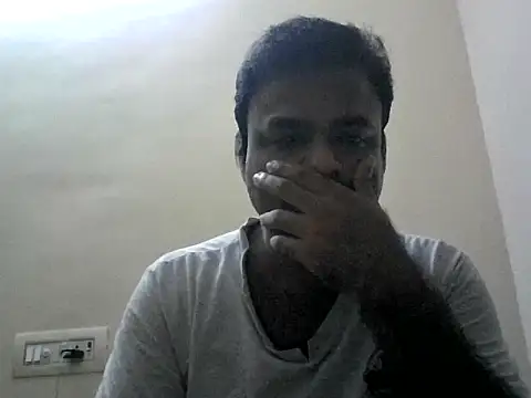 sree4143 online show from October 7, 2025, 4:59 pm
