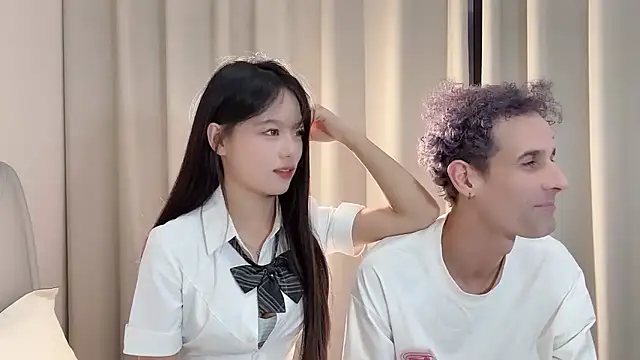 19cmfuck18girl online show from November 16, 2025, 2:55 pm